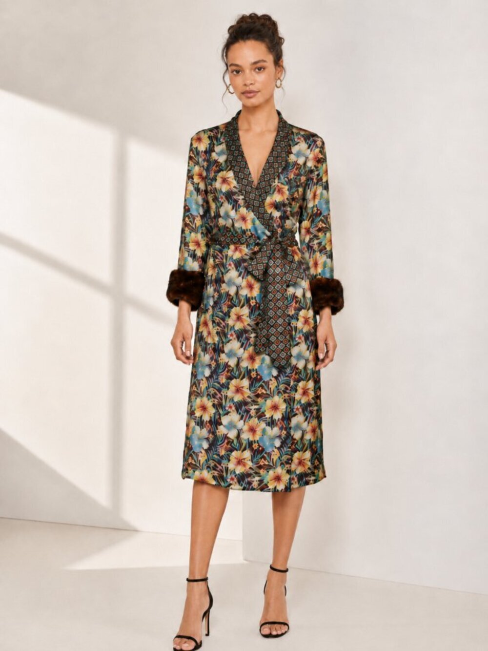 Le Superbe Hibiscus Robe Dress